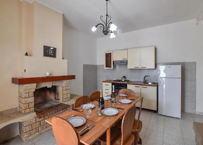 Awesome In With Swimming Pool Apartment *