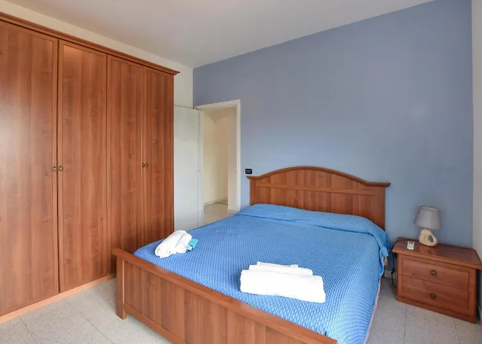 Apartamento Awesome In With Swimming Pool